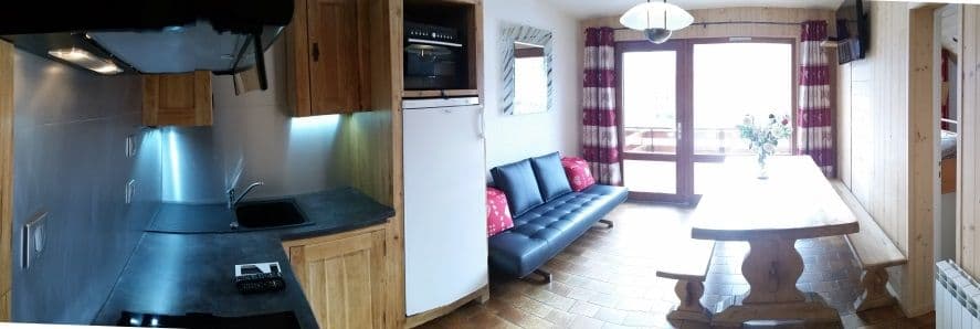 Living room with 1 sofa bed - 1 bedding