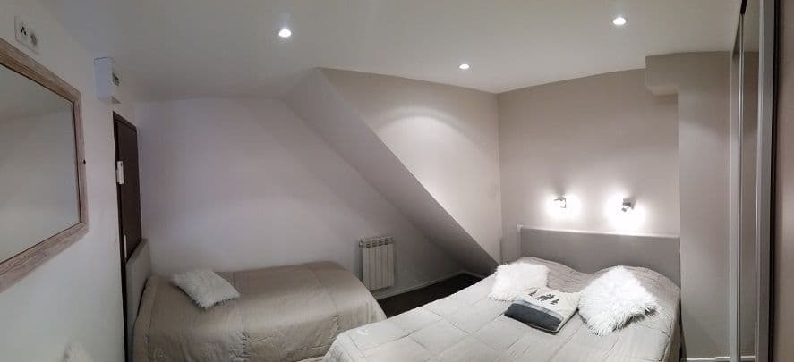 Second bedroom